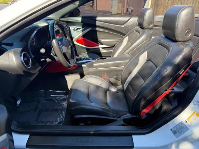 2020 Chevrolet Camaro RWD Convertible 2LT