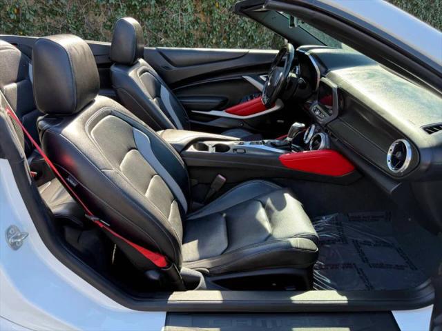 2020 Chevrolet Camaro RWD Convertible 2LT