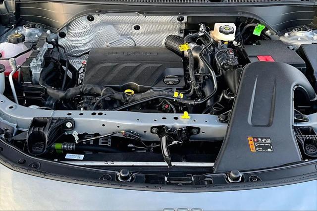 2026 Buick NV Sport Touring FWD