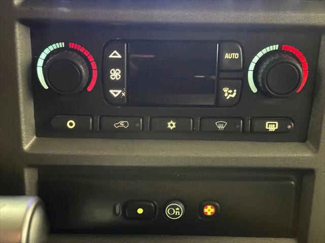 2004 HUMMER H2 Base