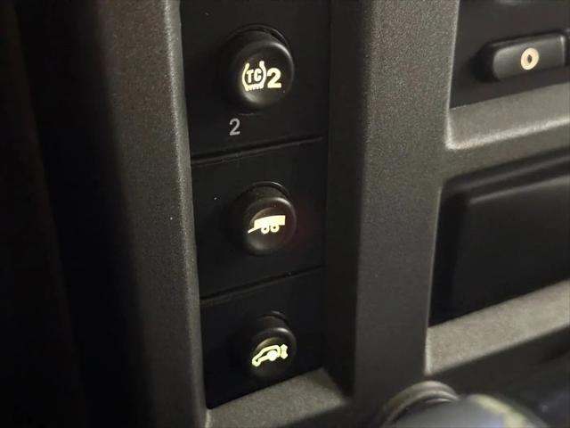 2004 HUMMER H2 Base