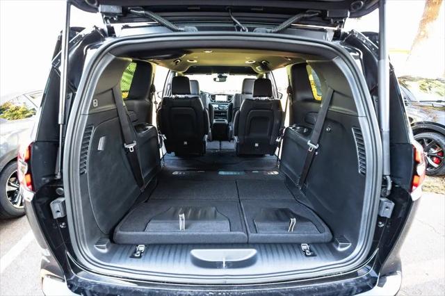 2026 Chrysler Pacifica Select AWD