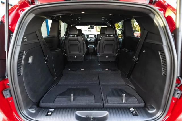 2026 Chrysler Pacifica Select AWD