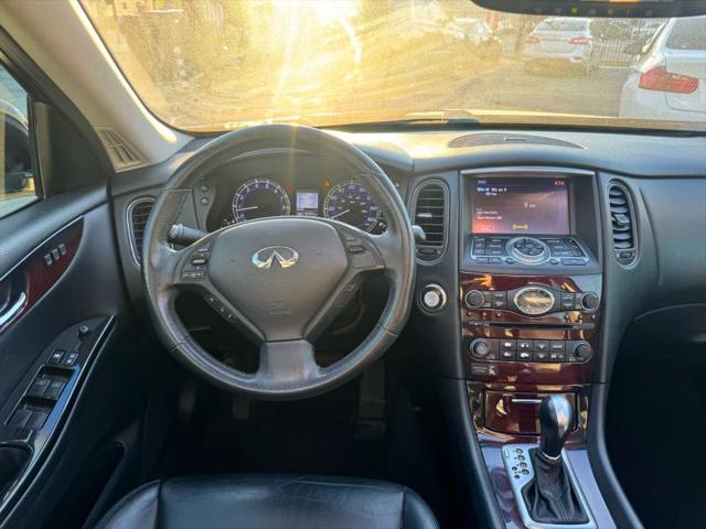 2017 INFINITI QX50 Base