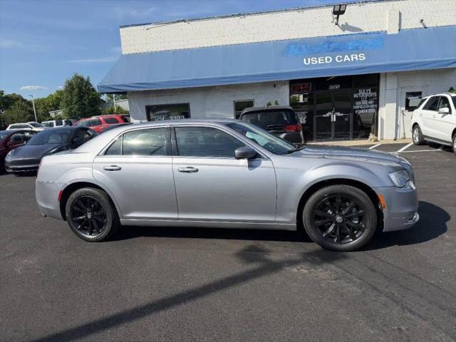 2015 Chrysler 300 Limited