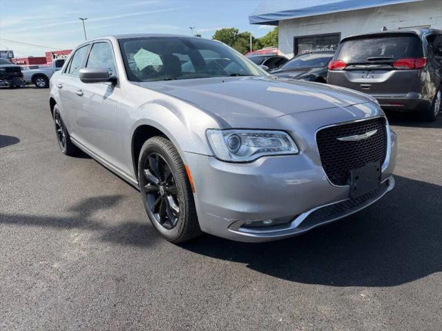 2015 Chrysler 300 Limited