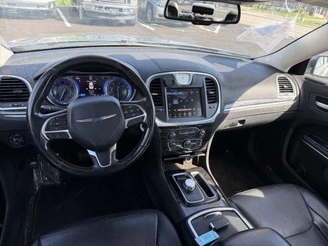 2015 Chrysler 300 Limited
