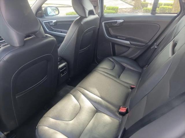 2016 Volvo V60 T5 Drive-E Platinum