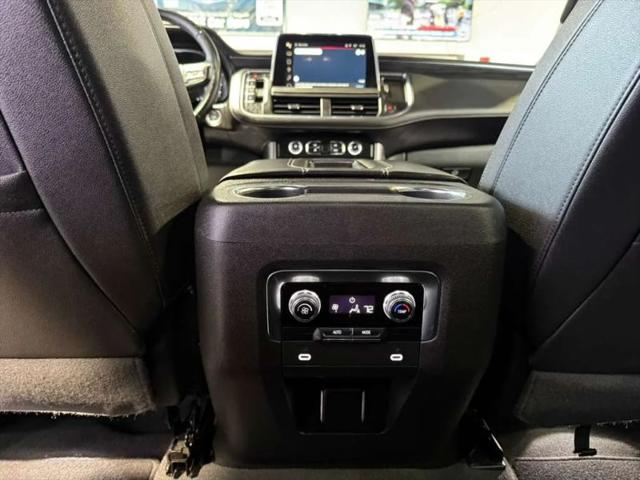 2024 GMC Yukon XL 4WD SLT