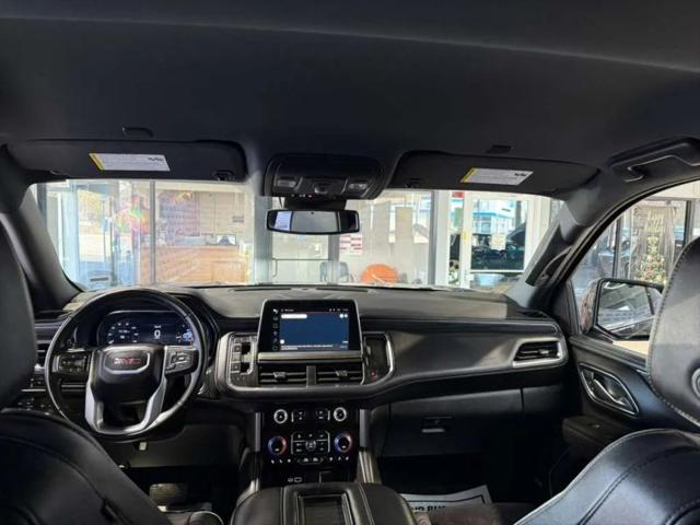 2024 GMC Yukon XL 4WD SLT
