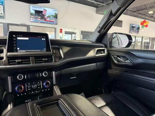 2024 GMC Yukon XL 4WD SLT