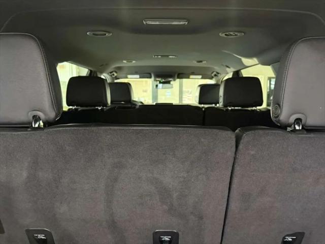 2024 GMC Yukon XL 4WD SLT