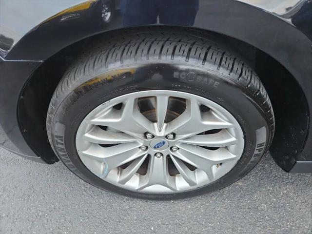 2019 Ford Taurus Limited
