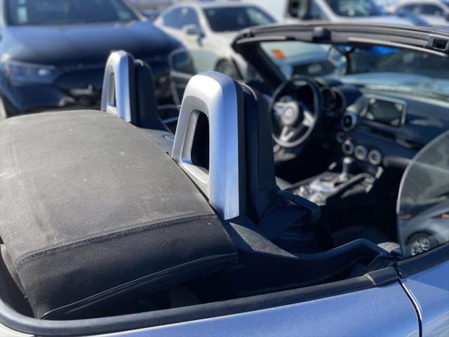 2017 Fiat 124 Spider Lusso