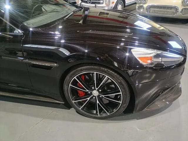 2014 Aston Martin Vanquish Standard