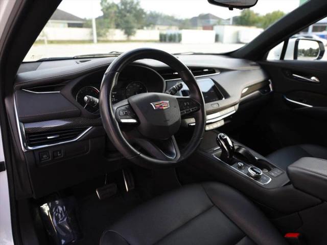 2022 Cadillac XT4 FWD Sport