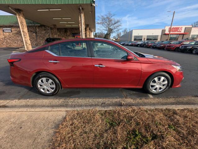 2022 Nissan Altima SV FWD