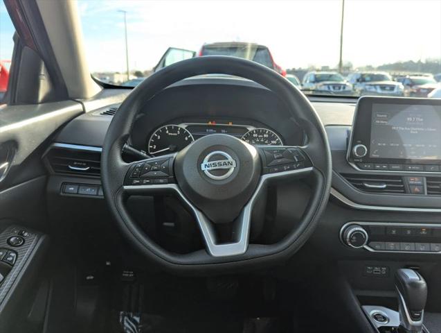 2022 Nissan Altima SV FWD