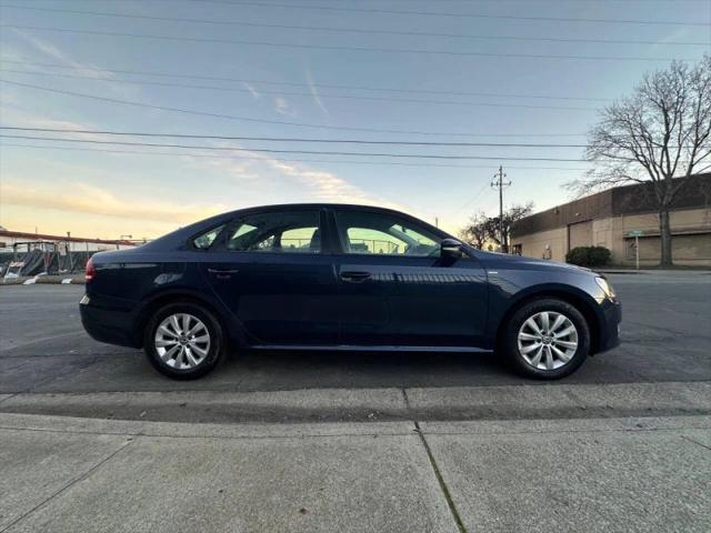 2015 Volkswagen Passat 1.8T Wolfsburg Edition