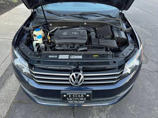 2015 Volkswagen Passat 1.8T Wolfsburg Edition