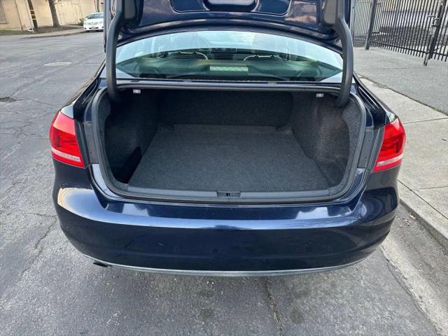 2015 Volkswagen Passat 1.8T Wolfsburg Edition