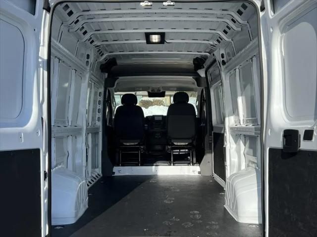 2026 Ram ProMaster 2500 Cargo Van Tradesman High Roof 159" WB w/Pass Seat
