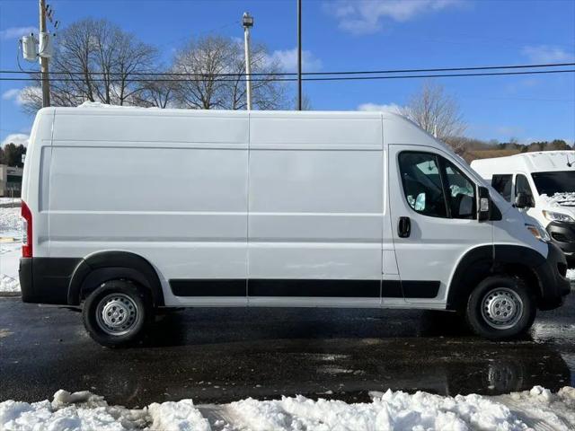 2026 Ram ProMaster 2500 Cargo Van Tradesman High Roof 159" WB w/Pass Seat