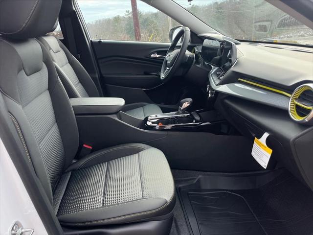 2026 Chevrolet Trax FWD LT