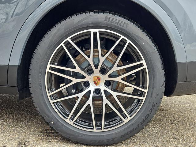 2026 Porsche Cayenne Unknown