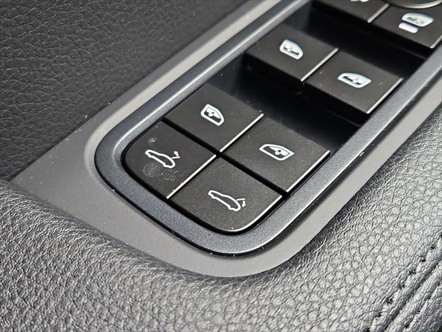 2026 Porsche Cayenne Unknown
