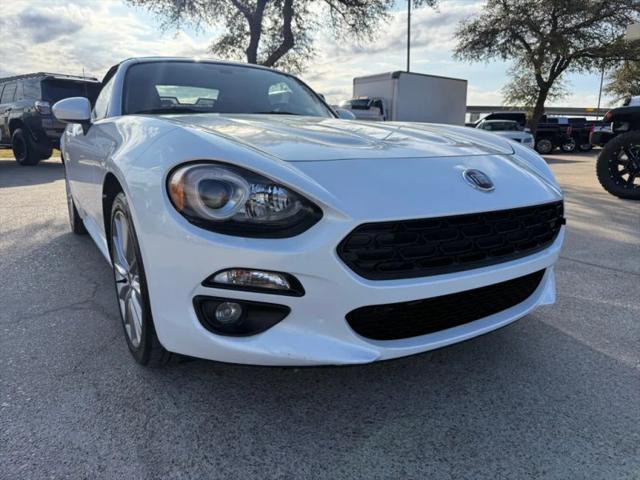 2017 Fiat 124 Spider Lusso for sale in Lake Worth, TX