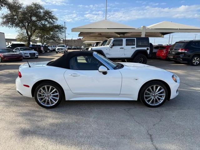 2017 Fiat 124 Spider Lusso