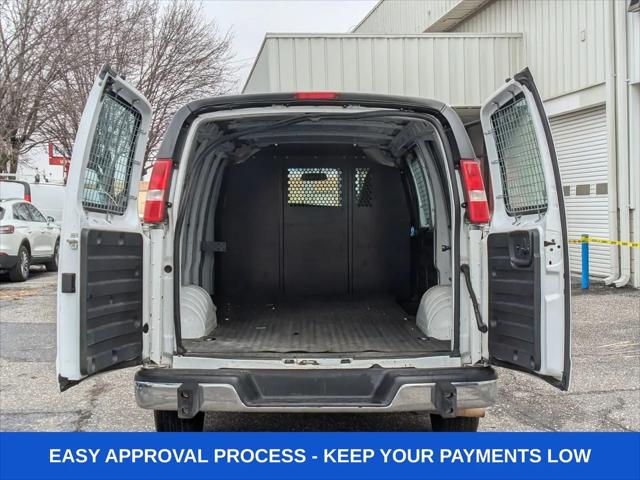 2021 GMC Savana Cargo RWD 2500 Regular Wheelbase Work Van