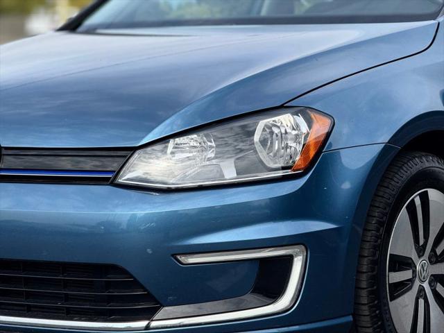 2016 Volkswagen e-Golf SE