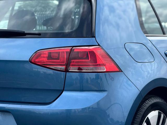 2016 Volkswagen e-Golf SE