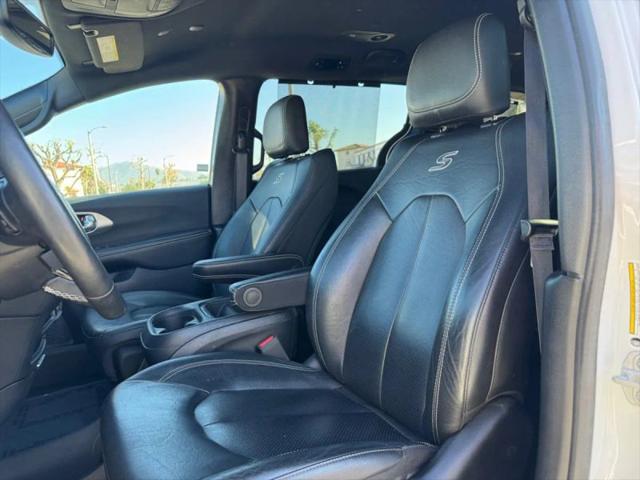 2020 Chrysler Pacifica AWD Launch Edition