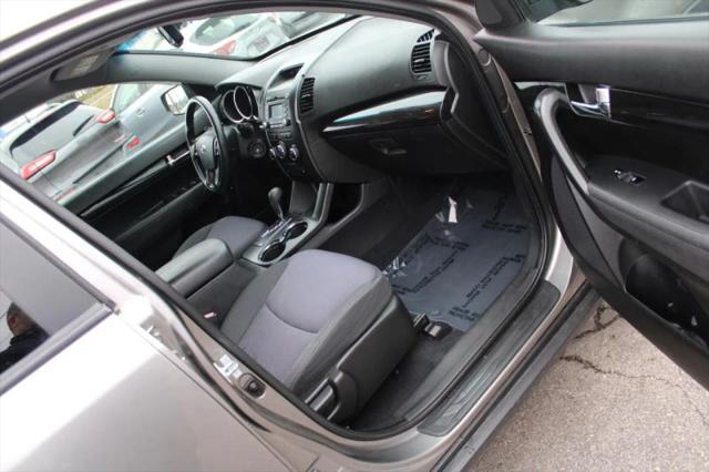 2012 Kia Sorento LX