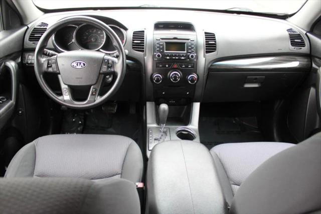 2012 Kia Sorento LX