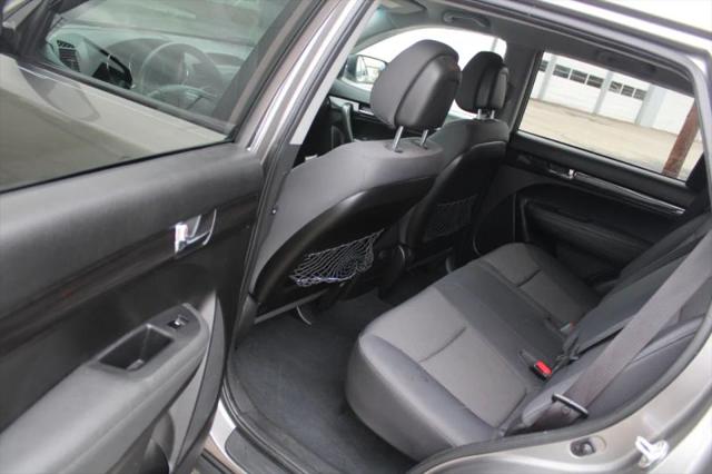 2012 Kia Sorento LX
