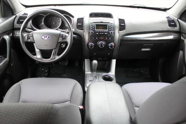 2012 Kia Sorento LX