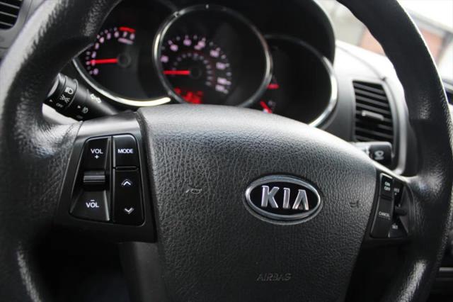 2012 Kia Sorento LX