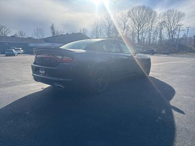 2018 Dodge Charger SXT RWD