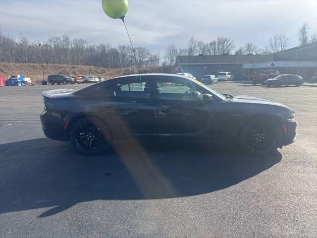 2018 Dodge Charger SXT RWD