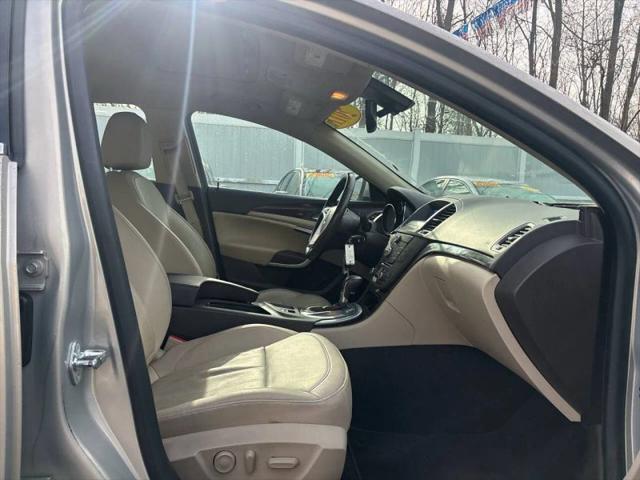 2011 Buick Regal CXL Turbo Russelsheim