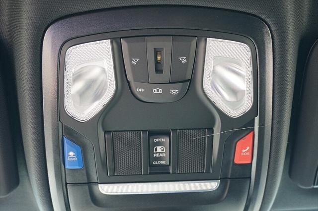 2026 Ram 2500 Tradesman Crew Cab 4x4 8' Box