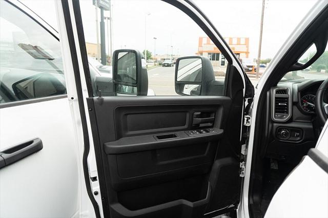 2026 Ram 2500 Tradesman Crew Cab 4x4 8' Box