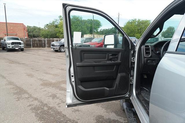 2026 Ram 2500 Tradesman Crew Cab 4x4 8' Box