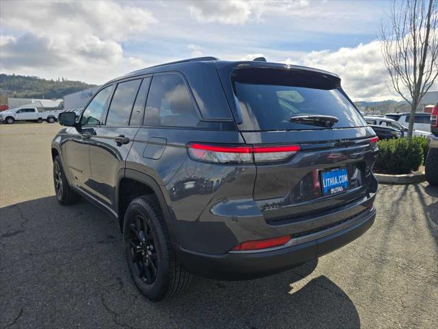 2026 Jeep Grand Cherokee Altitude 4x4
