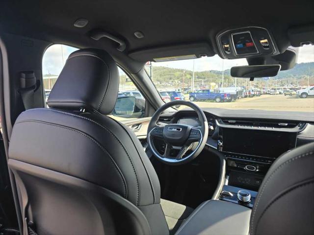 2026 Jeep Grand Cherokee Altitude 4x4