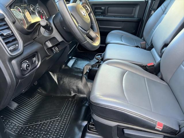 2025 Ram 3500 Tradesman Crew Cab 4x4 8' Box